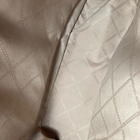 Michael Kors Tan Leather Tote  shoulderBag - Picture 8 of 10